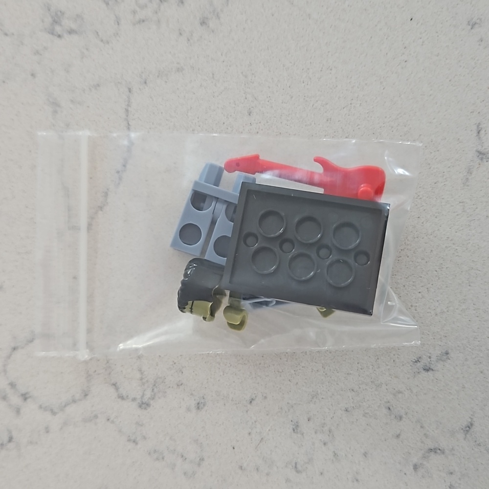 Lego Minifigure Halloween Series 14 Monster Rocker - Picture 4 of 4